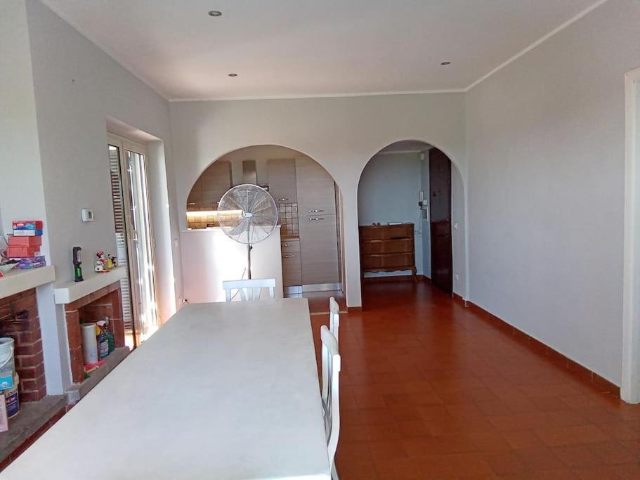 Appartamento Luminosissimo Con Vista Panoramica Marina di Cerveteri Екстериор снимка